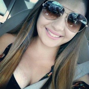 Meet your Posher, Evelyn